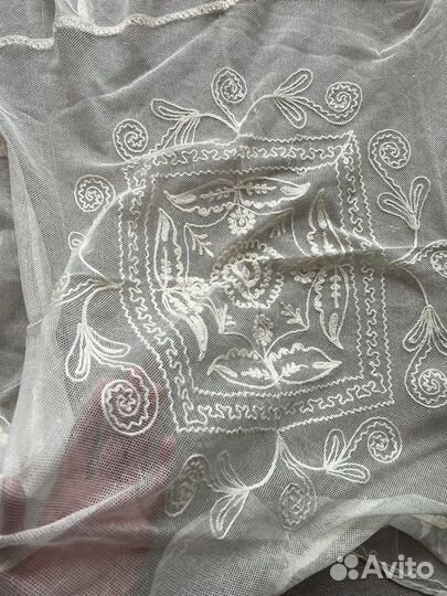 Комплект кружевных накидок на подушки и покрывало