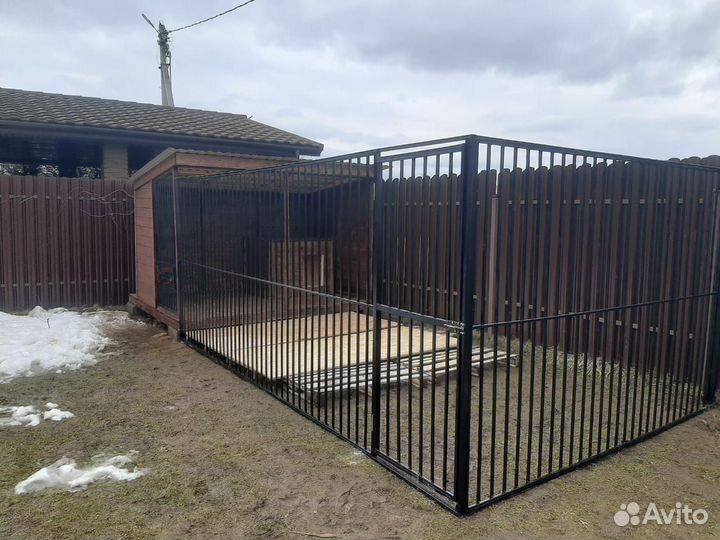 Вольер для собак с выгулом W-17-21