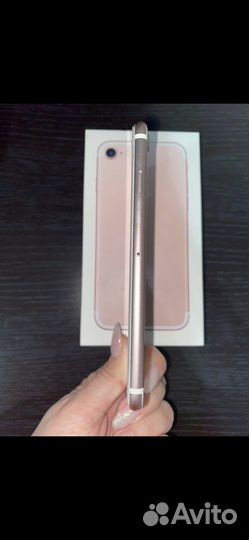Телефон iPhone