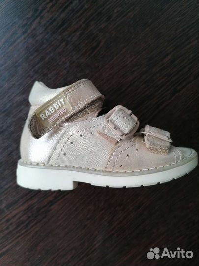 Сандалии для девочки