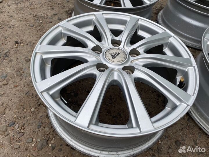 Диски литые R16 5x114,3 на Хендай Киа Тойота