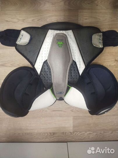 Нагрудник хоккейный Rbk Jofa 5K Sr (M/L)
