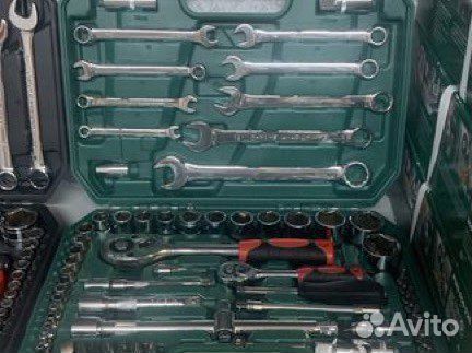 Набор инструментов для авто 82 предмета. SATA