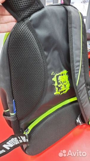 Школьный рюкзак (новый)