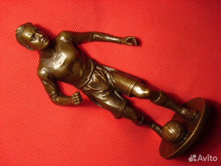 Футболист Послевоенный Бронза 1967 г СССР Редкий