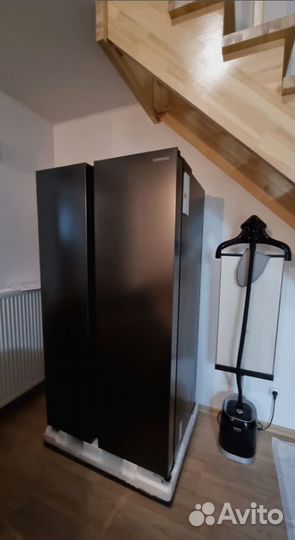 Холодильник Samsung RS62R50311L side by side