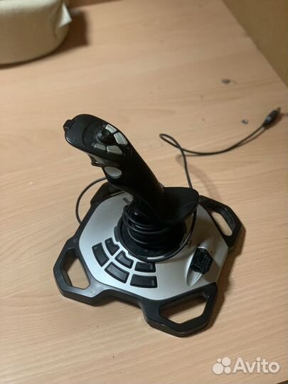 Джойстик Logitech Extreme 3D Pro, Проводной