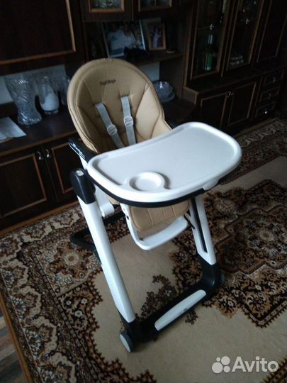 Стульчик для кормления peg perego