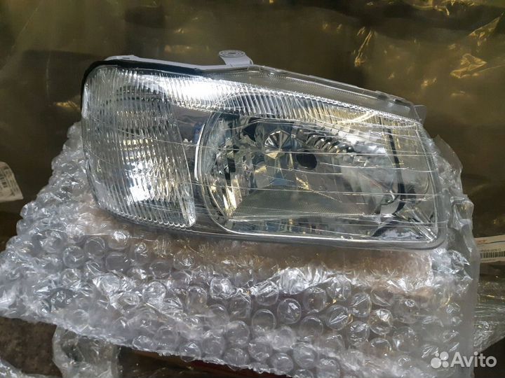 Блок фара правая Hyundai Accent