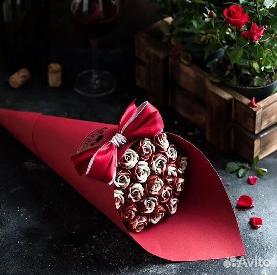 Шоколадные букеты 101 Роза / Доставка