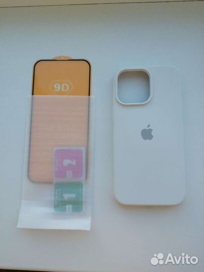 Чехол на iPhone 14 pro max и защитное стекло