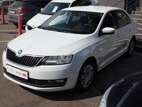 Аренда автомобиля эконом класса Skoda Rapid