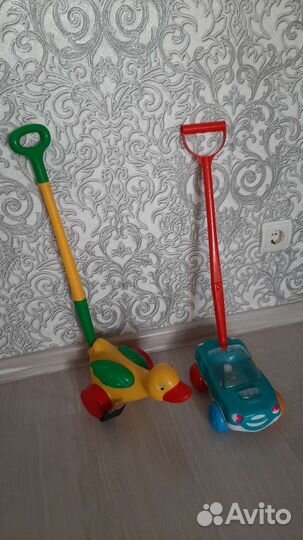 Детская машинка и утёнок каталка с ручкой