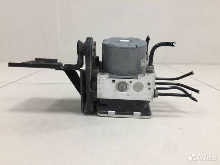 Блок управления тормозами/насос ABS Skoda Karoq