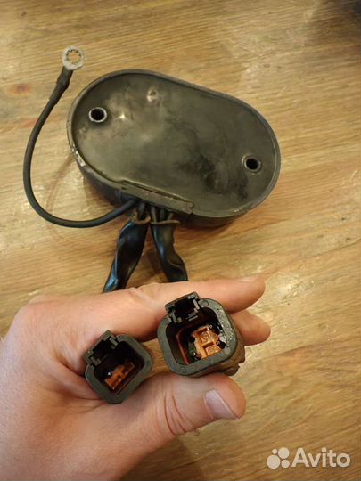 Реле регулятор напряжения Harley Softail 2007