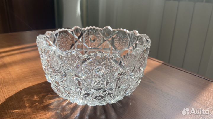 Хрустальная ваза