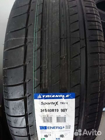 Triangle Sports TH201 245/40 R19