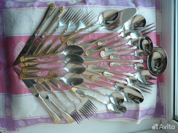 Столовые приборы