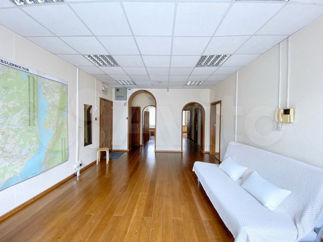 3-к. квартира, 110 м², 2/3 эт.