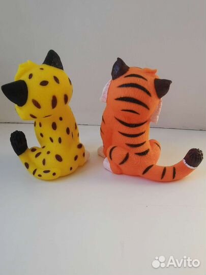 Игрушки Лео и Тиг