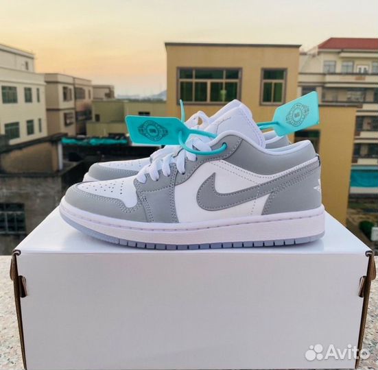 Nike Air Jordan 1 Low wolf Grey Оригинал