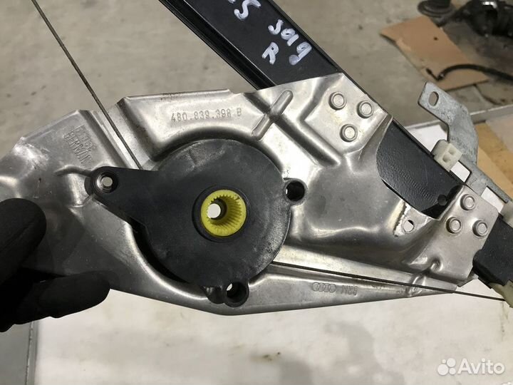 Стеклоподъемник задний правый на Audi A6 C5