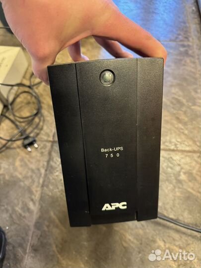 Ибп APC back ups 750