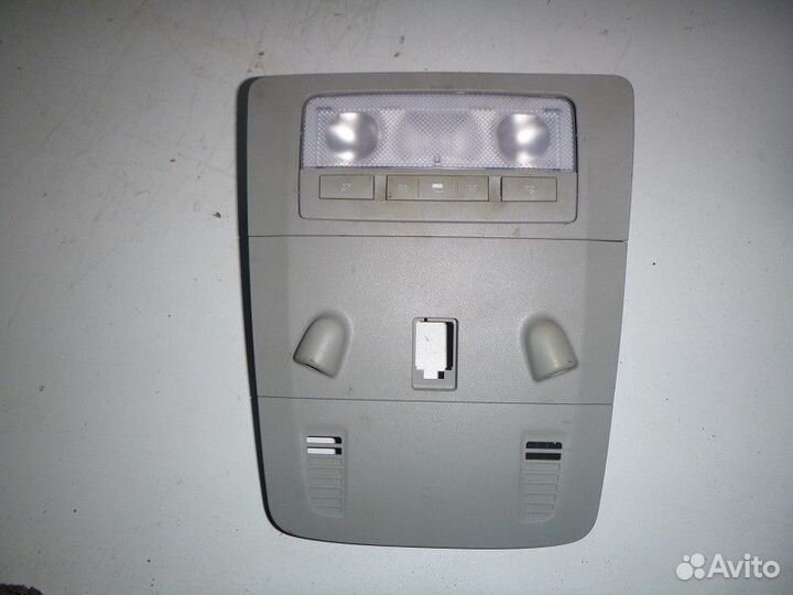 Плафон салона opel insignia 2008