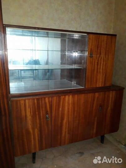 Сервант и шкаф