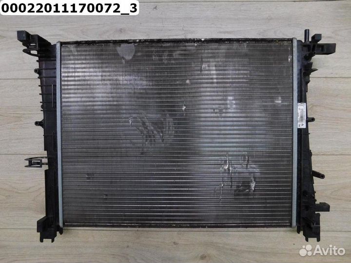 Renault Sandero Радиатор основной