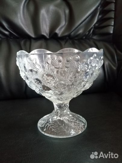 Ваза — фруктовница, графин кувшин