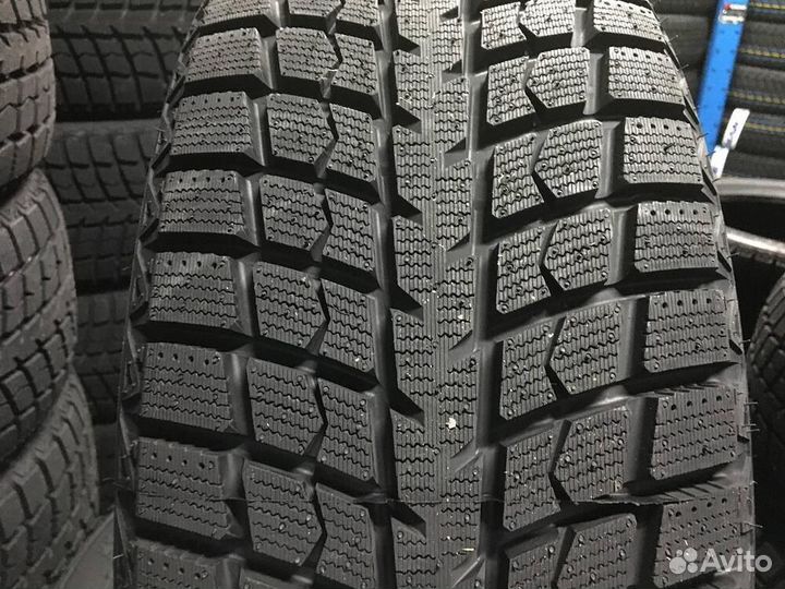 LingLong Green-Max Winter Ice I-15 SUV 235/55 R18 100T