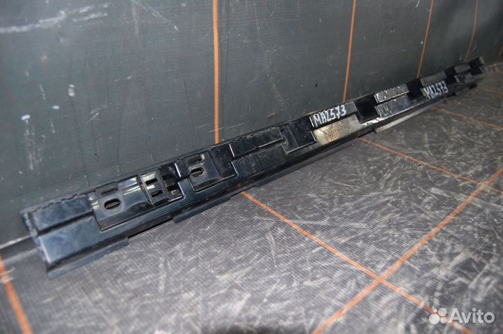 Кронштейн порога левого - BMW X1 E84