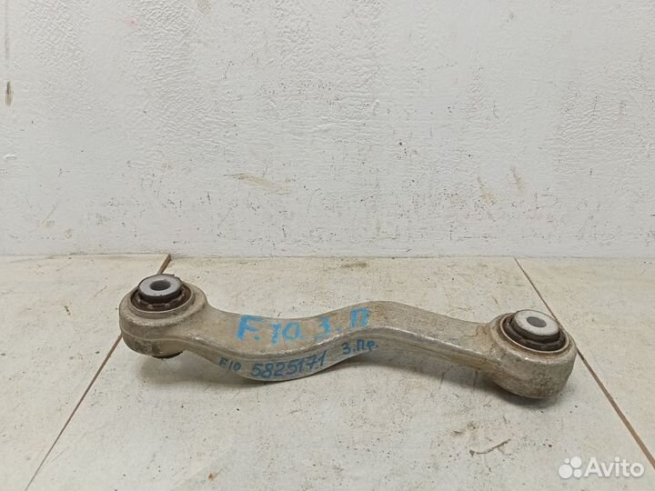 Рычаг задний верхний правый