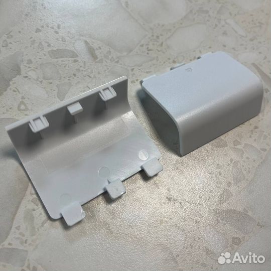 Крышка для батареек от геймпада Xbox Series Белая