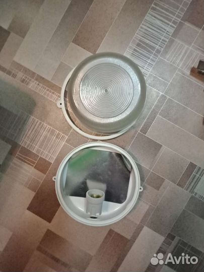 Светильник потолочный или настенный