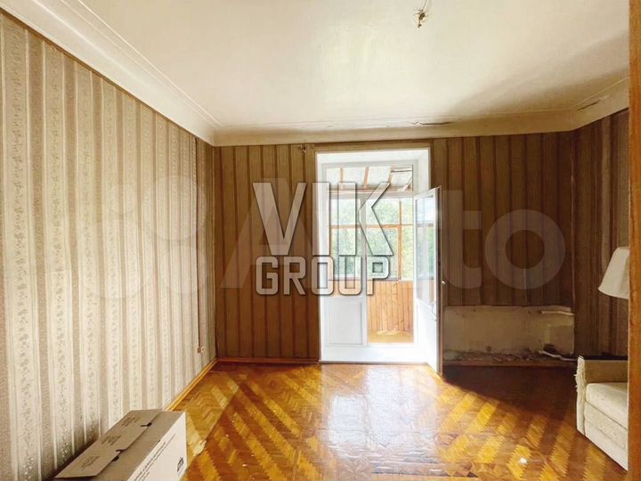 2-к. квартира, 55 м², 4/4 эт.
