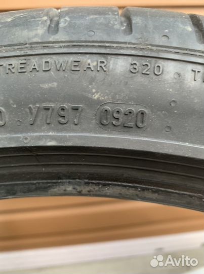 Pirelli P Zero 275/35 R20