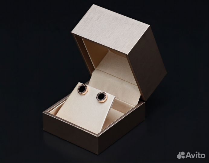 Золотые серьги bvlgari