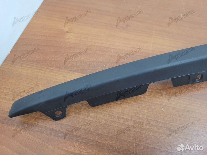 Молдинг лобового стекла правый Fiat Albea 02-12