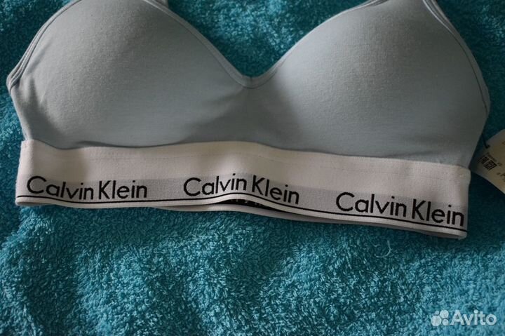 Новый бюстгальтер Calvin Klein размер XS