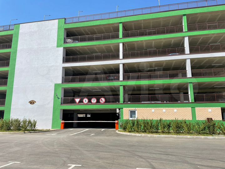 Машиноместо, 14 м²