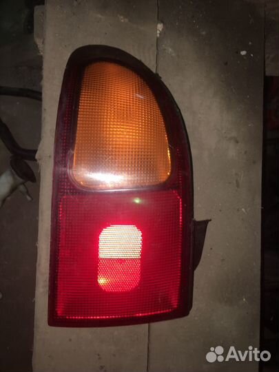 Задний левый фонарь Hyundai Sonata 2