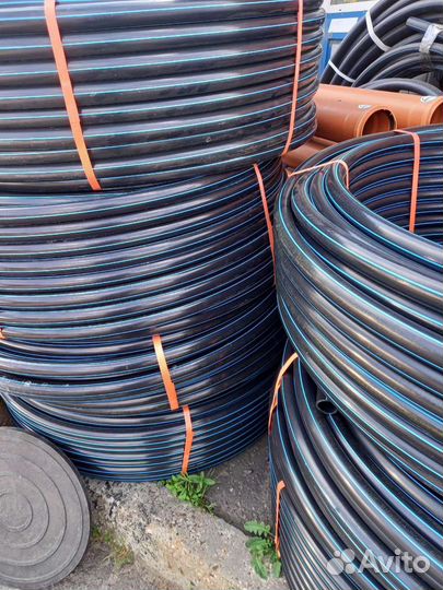 Пhд Труба 32-2мм с синей полосой