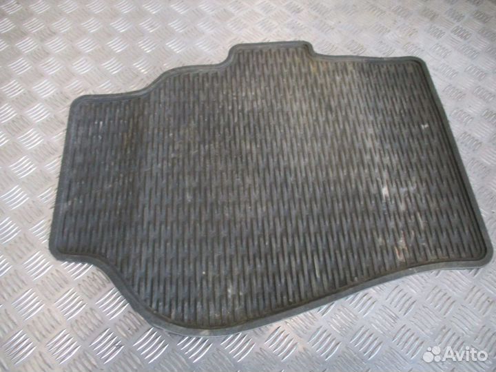 Коврик резиновый правый Scania 1406714