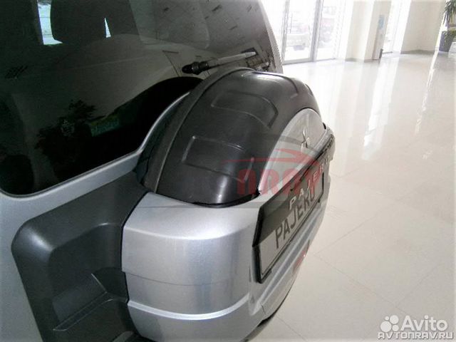 Бокс запасного колеса Mitsubishi Pajero 4