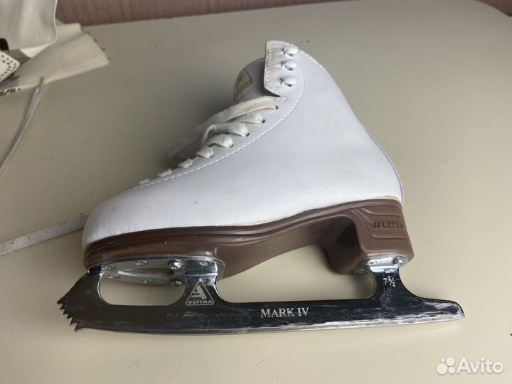 Продаю Jackson Artiste