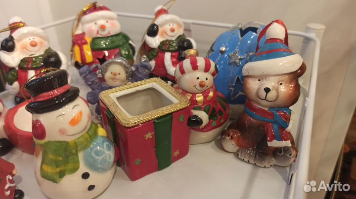 Новогодние статуэтки