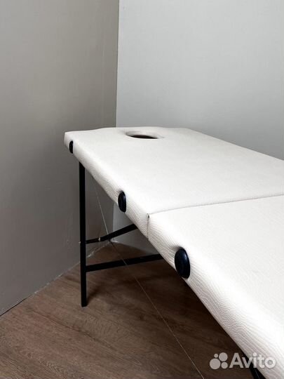 Массажный стол складной с вырезом