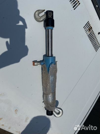 Гидроцилиндр обратного действия ермак 10т